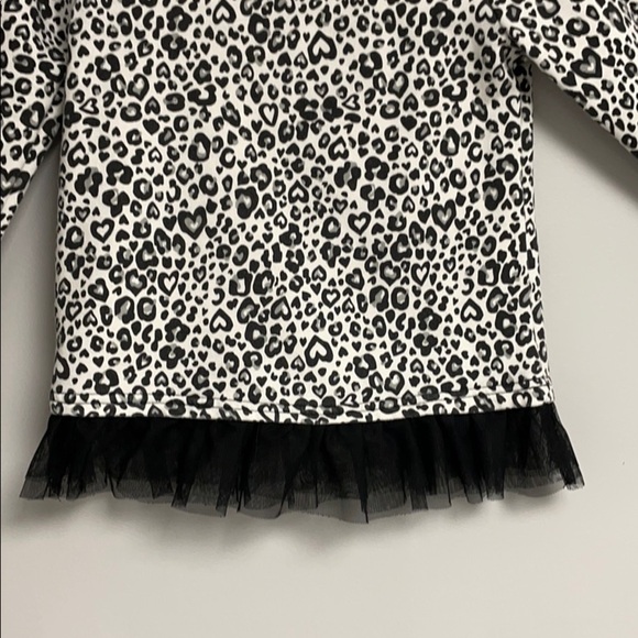 Girls  Epic Threads black & white HEARTS print cotton blend top, 5 EUC - Picture 5 of 7